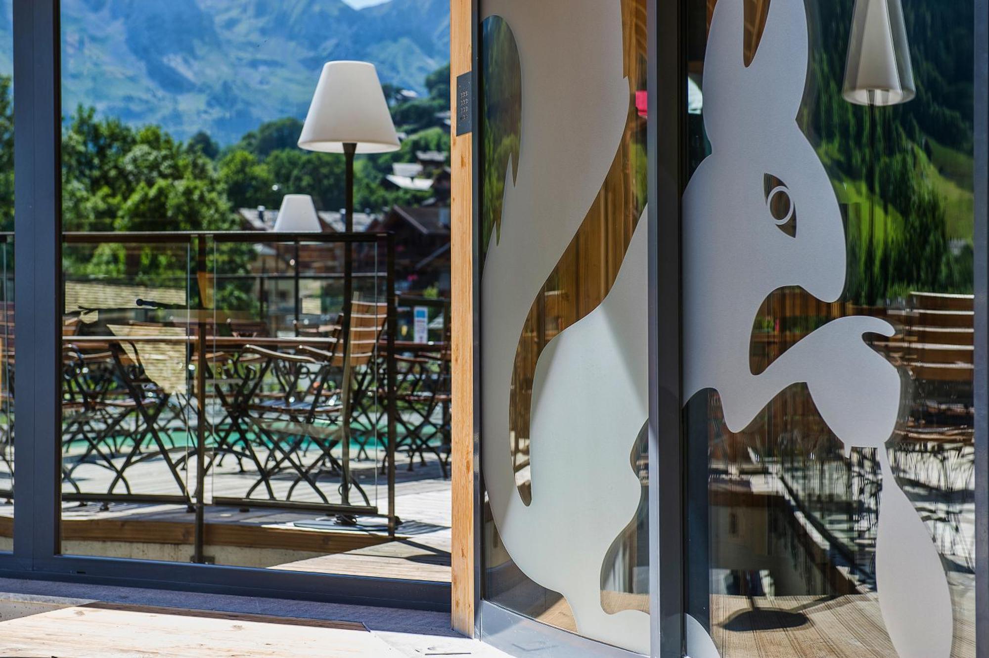 Hotel-Chalet Les Ecureuils Restaurant, Piscine, Garage 르그랑보르낭 외부 사진
