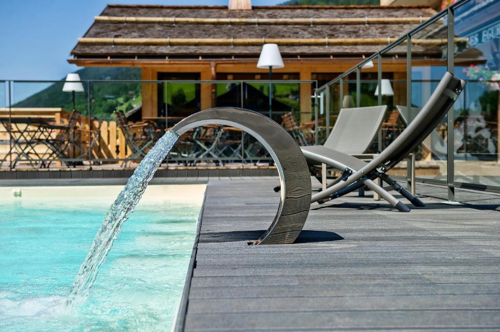 Hotel-Chalet Les Ecureuils Restaurant, Piscine, Garage 르그랑보르낭 외부 사진