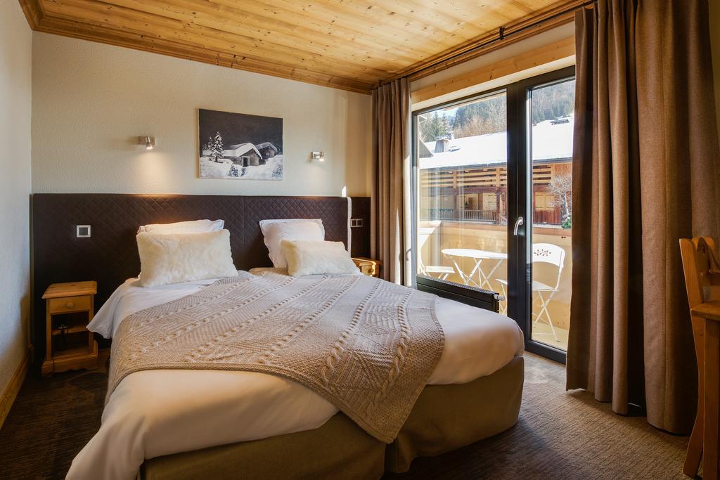 Hotel-Chalet Les Ecureuils Restaurant, Piscine, Garage 르그랑보르낭 외부 사진
